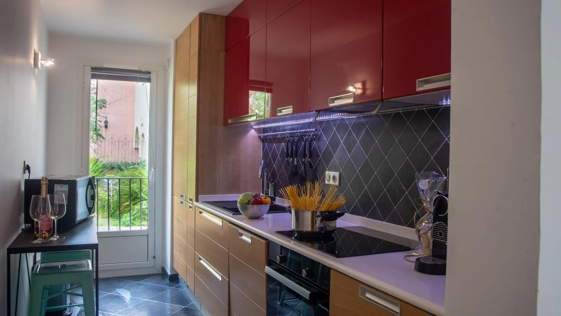 Roquebrune Village - Happy Rentals